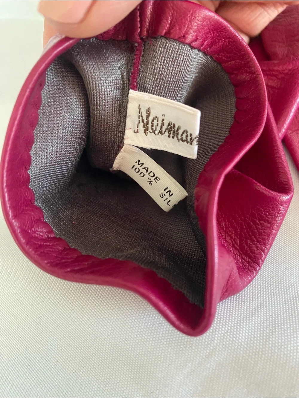 Neiman Marcus Women's Leather Mid-Forearm Length Silk Lined Gloves in Raspberry